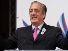 El jefe de USPS, Steiner, advierte que el dinero se acabará en un año