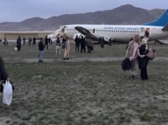 El avión de Ariana Afghan se sale de la pista de Kabul y luego utiliza el fatal accidente aéreo de LaGuardia de Air Canada para deshacerse de él