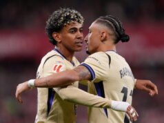 Lamine Yamal con par de embrague