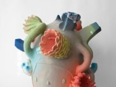 En “Formas de vida”, Janne Paik imagina un paisaje meditativo monumental