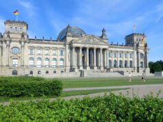 Los Ángeles – Berlín, Alemania. $558 (Economía Básica) / $658 (Economía Regular). Ida y vuelta, impuestos incluidos – oferta de vuelo