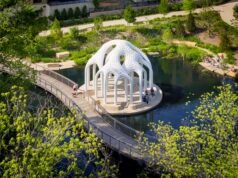 El nuevo pabellón de esculturas de Mark Fornes reinventa la locura arquitectónica: lo colosal