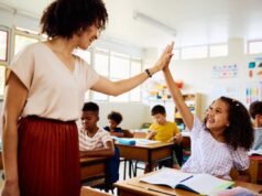 El poder radical de la emergencia: Mary Abbott sobre la curación y la transformación de las escuelas