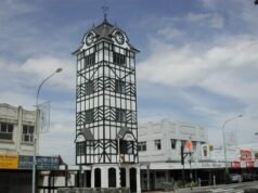 Cuando el genio del Studio Ghibli construyó un reloj de cuco gigante