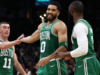 La estrella de los Celtics, Jayson Tatum, casi logra un triple-doble en un notable regreso de una lesión en el tendón de Aquiles.