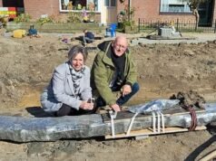 Un barco vikingo de 1.000 años de antigüedad encontrado bajo una tranquila acera suburbana durante unas obras de alcantarillado