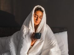 ¿Por qué dormir bien comienza por la mañana?
