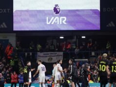 VAR criticado mientras Leeds y Bournemouth se enfurecen por los rechazos de penales y se critican decisiones clave | noticias de futbol