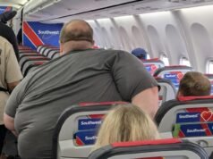 Southwest solía ofrecer a los pasajeros de talla grande un asiento extra gratuito, y ahora se enfrentan al juicio público y a precios más altos.