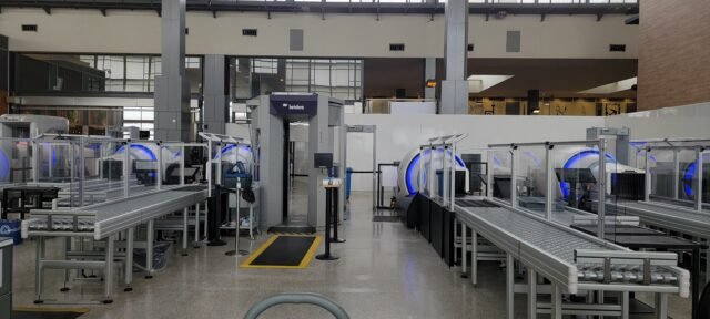 tsa-analogic-machines-airport-security.jpg