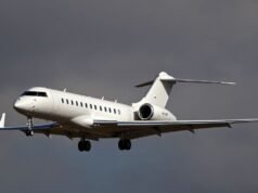 El FBI envía un avión a Cuba para impedir que un niño transgénero acceda a cuidados de afirmación de género