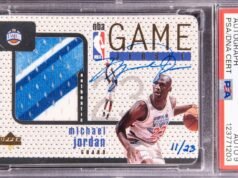 Tarjeta de camiseta autografiada de Jordan vendida por precio récord de 4,25 millones de dólares