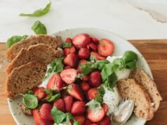 20 recetas de ensaladas frescas de primavera (saludables, fáciles y llenas de proteínas)